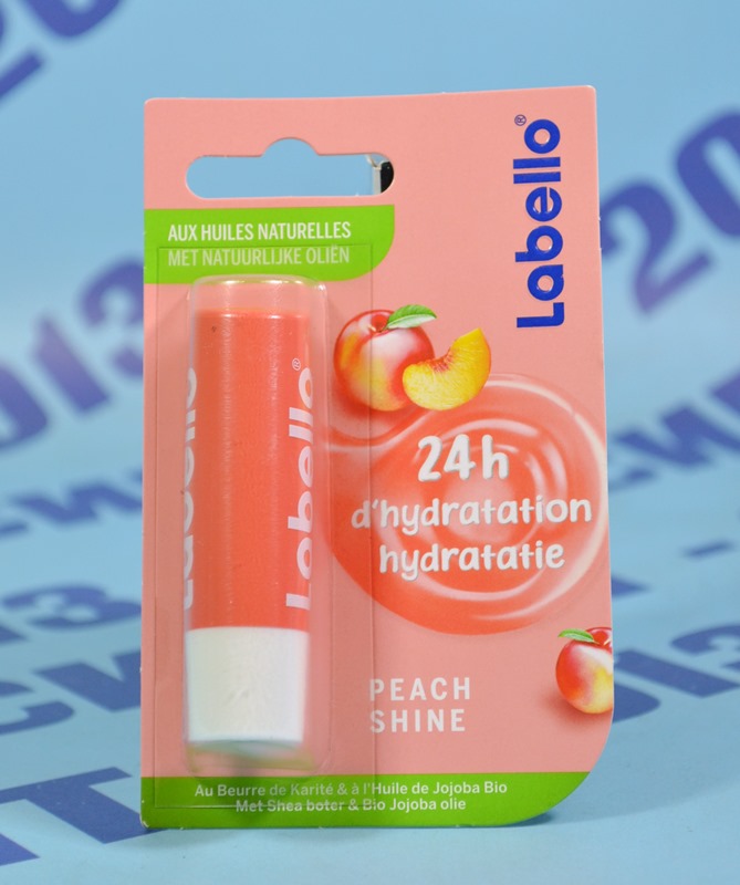 Лабело Пийч Шайн балсам за устни 4,8гр